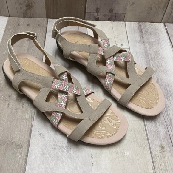 NWB J Sport by Jambu Woodland Taupe Sandals Sz 9.5 - Picture 1 of 6